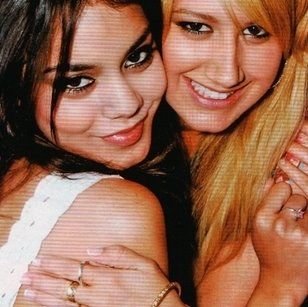 Vanessa ve Ashley